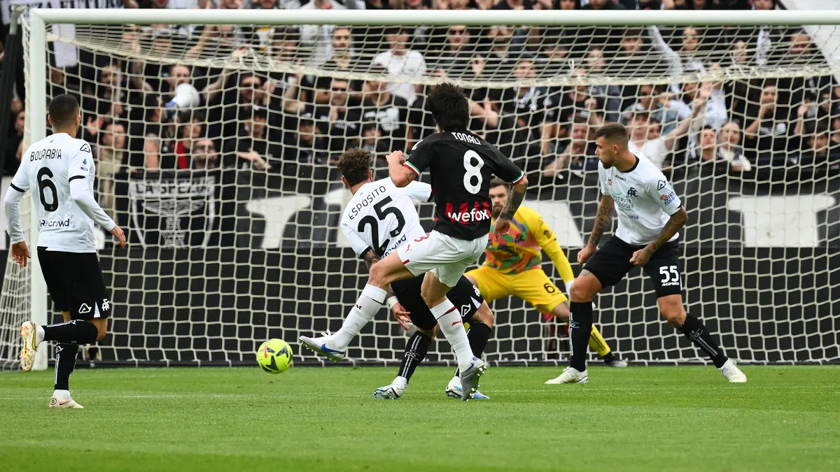 Hasil Play-off Degradasi Serie A 2022/2023: Spezia Terlempar, Cagliari  Promosi dari Serie B - Bola Liputan6.com