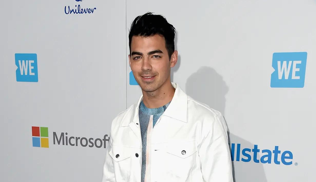 Dalam permainan itu, Joe disuruh memilih antara menikah, bercinta dan membunuh. Joe Jonas memilih menikahi Demi Lovato dan bercinta dengan Taylor Swift. (AFP/Bintang.com)