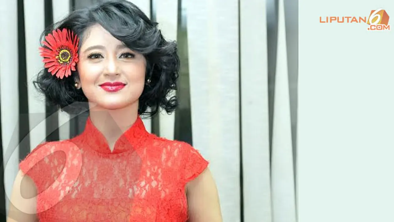 dewi-persik-2-140205c.jpg