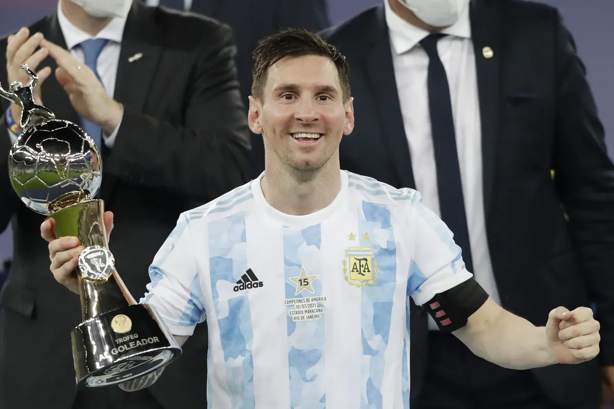 Foto Copa America: Bawa Timnas Argentina Juara, Lionel Messi Sabet Penghargaan Pencetak Gol Terbanyak