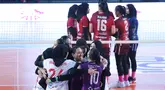 Pemain Bank Jatim merayakan kemenangan atas Kharisma Premium Bandung pada laga babak reguler pertama Livoli Divisi Utama 2025 di GOR Nambo Tangerang, Rabu (3/9/2025) sore WIB. (Bola.com/M Iqbal Ichsan)