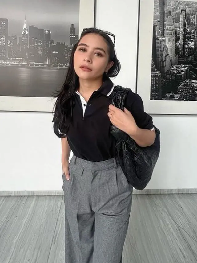 Prilly Latuconsina ala wanita karier (Instagram/prillylatuconsina96)