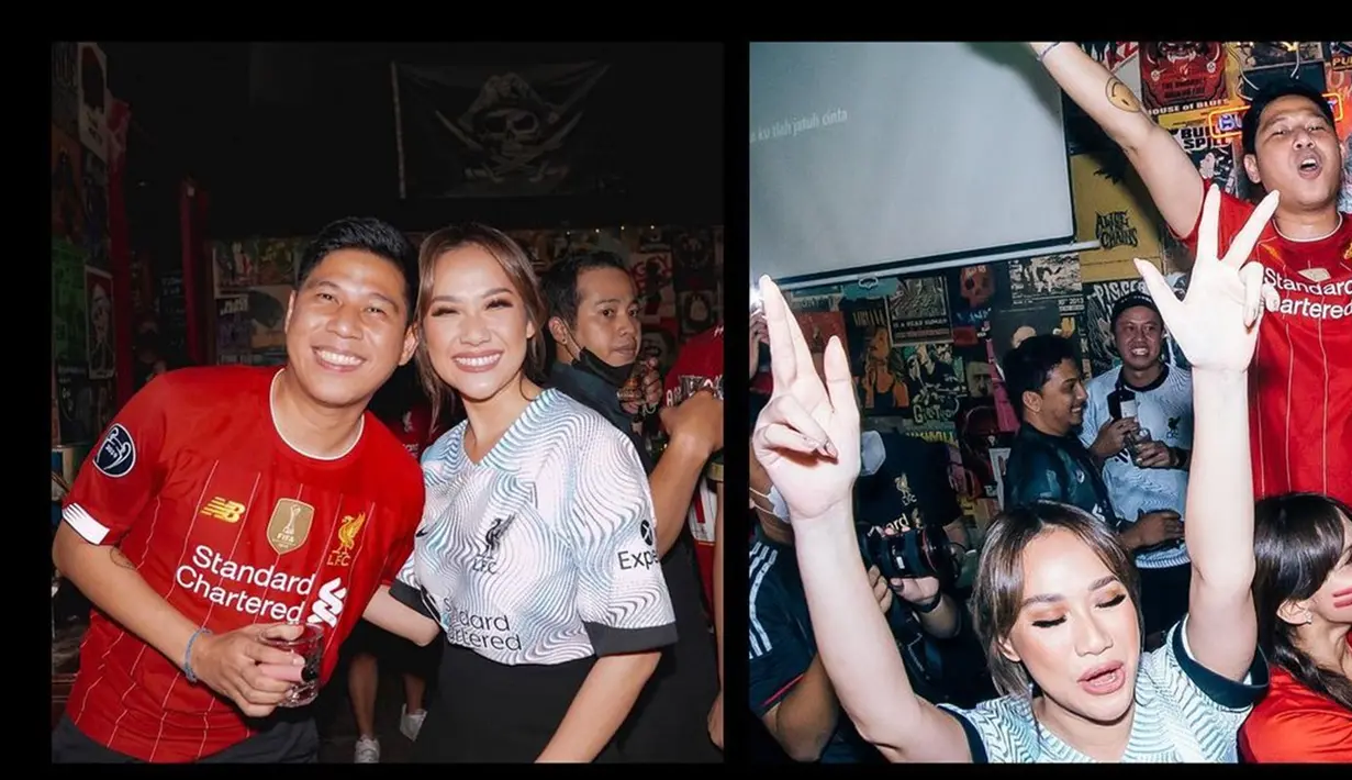 Keseruan perayaan ulang tahun dibagikan Nino lewat Instagram pribadinya. Tampak sejumlah selebriti yang hadir di pesta tersebut, termasuk Bunga Citra Lestari. Ibu satu anak itu tampak energik dan begitu enjoy menikmati momen bahagia sang sahabat. Ia pun tampil awet muda memakai jersey. (Liputan6.com/IG/@bclsinclair)