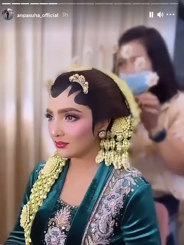 6 Momen Pemotretan Ashanty Pakai Busana Adat Jawa, Bak Pengantin Baru