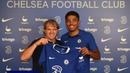 Wesley Fofana. Bek tengah Prancis berusia 21 tahun yang baru saja bergabung dengan Chelsea pada awal musim 2022/2023 usai meninggalkan Leicester City di awal musim 2022/2023 ini kini memiliki nilai pasar 65 juta euro atau setara Rp951 miliar. Ia masih menunggu debut bersama Timnas Prancis, dan hingga kini telah mengoleksi 7 caps bersama Timnas Prancis U-21. (chelseafc.com)