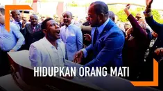 Seorang pendeta di Johannerburg menjadi viral karena aksinya menghidupkan orang mati. Sebuah komisi akan menyelidiki kebenaran dari aksi tersbeut.