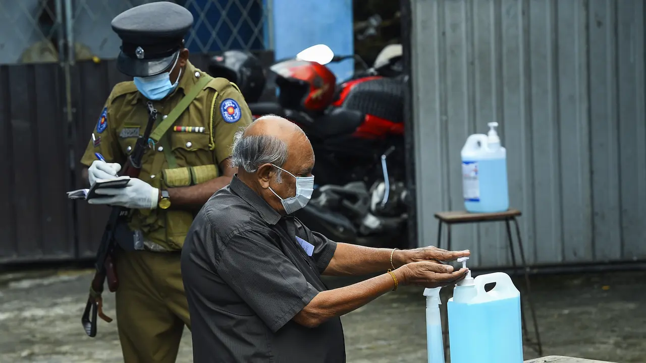FOTO: Sri Lanka Gelar Pemilu Parlemen di Tengah Pandemi COVID-19