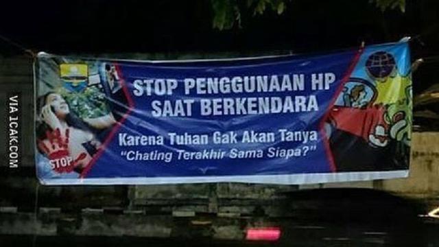 Ingatkan Pemudik 11 Spanduk Lucu Keselamatan Berkendara Bikin