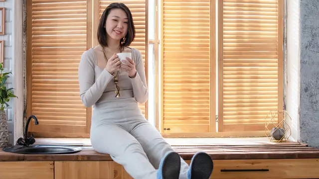 Dari Manjain Diri hingga Nonton Series, Bikin Momen Santai di Rumah lebih Maksimal dengan 4 Hal Ini 1