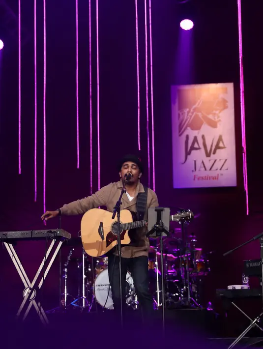 Sebagai musisi senior didunia Jazz, suatu kebanggaan untuknya bisa melengkapi konser Java Jazz Festival. (Andy Masela/Bintang.com)