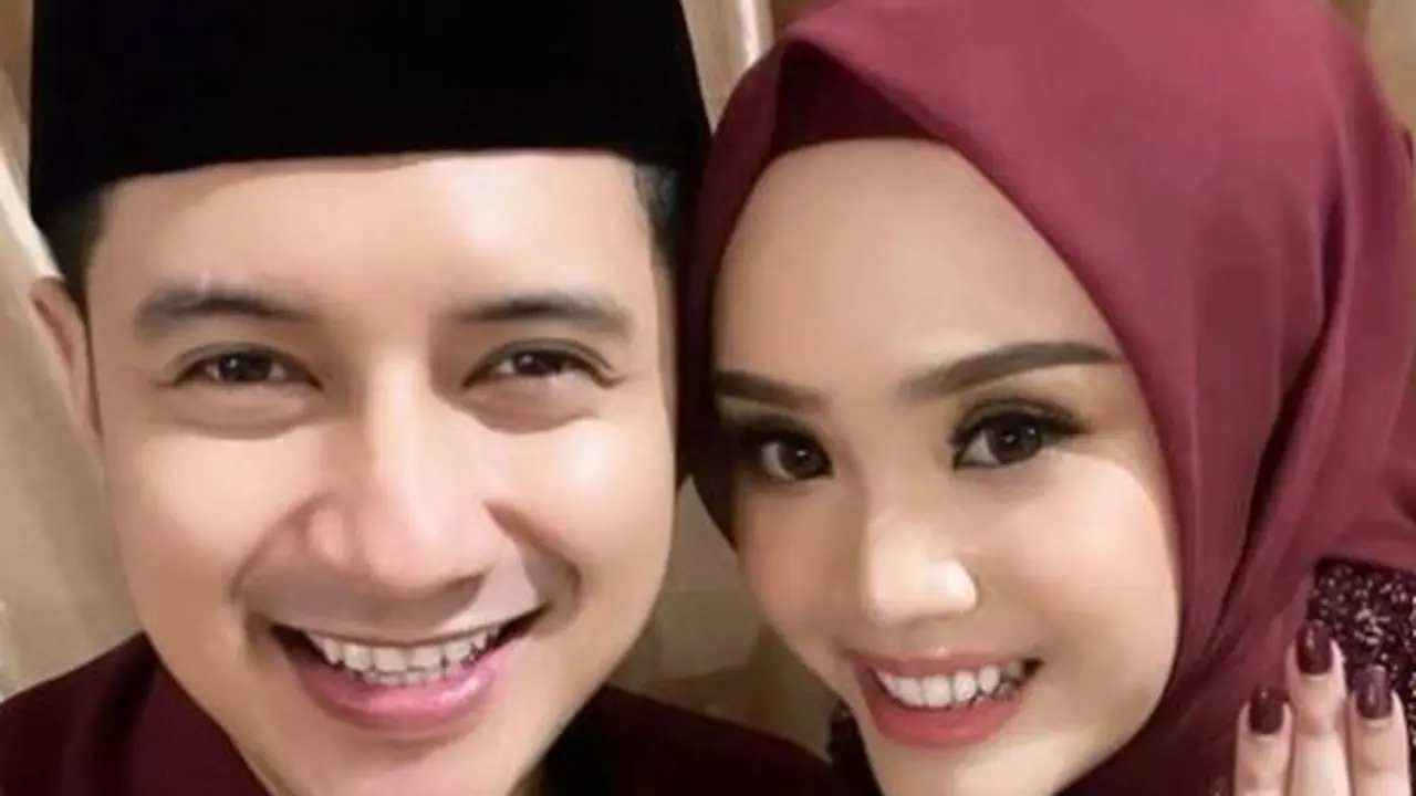 Chand Kelvin lamaran (Instagram/chand_kelvin)
