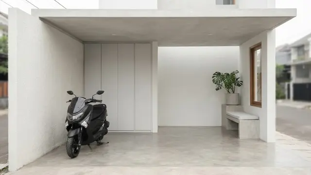 7 Desain Garasi Motor yang Menyatu dengan Teras untuk Rumah Sempit