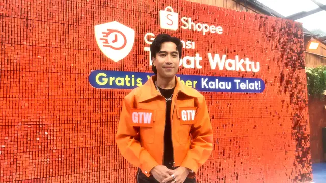 Shopee Bareng Vidi Aldiano Berbagai Cerita Tentang Program Garansi Tepat Waktu