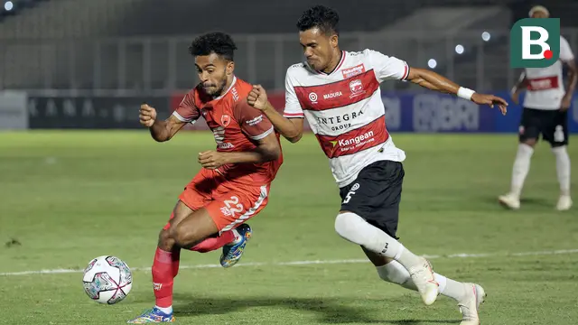 Foto: Belum Cicipi Kemenangan di BRI Liga 1 2021 / 2022, Madura United dan PSM Makassar Bermain Imbang