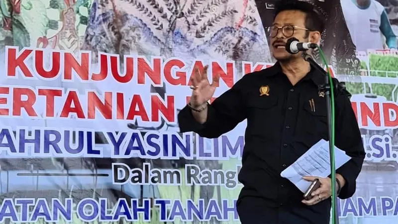 Mentan Syahrul Yasin Limpo melakukan kunjungan ke Kabupaten Cilacap dalam rangka Gerakan Percepatan Tanam MT II, Sabtu (13/6/2020). (Dok Kementan)