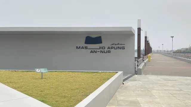 Pramono Resmikan Masjid Apung An-Nur, Bisa Tampung 600 Jemaah