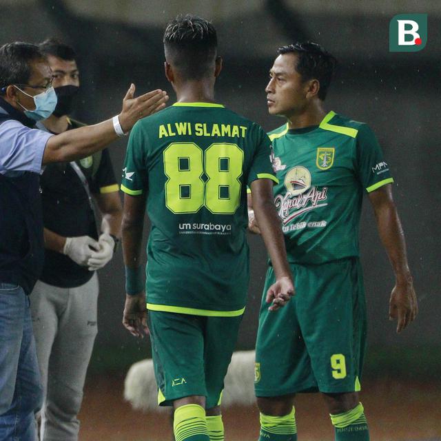 Slip Gaji Pemain Persebaya Mulai 300 Hingga 4 Juta Rupiah Per Bulan Indonesia Bola Com