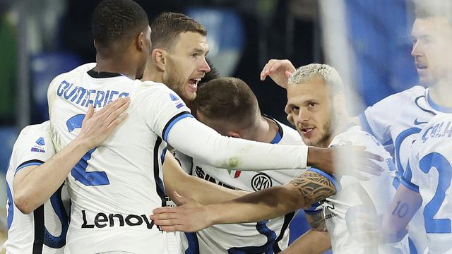 Foto: Curi Poin di Markas Napoli, Inter Milan Masih Kukuh di Puncak Klasemen Liga Italia