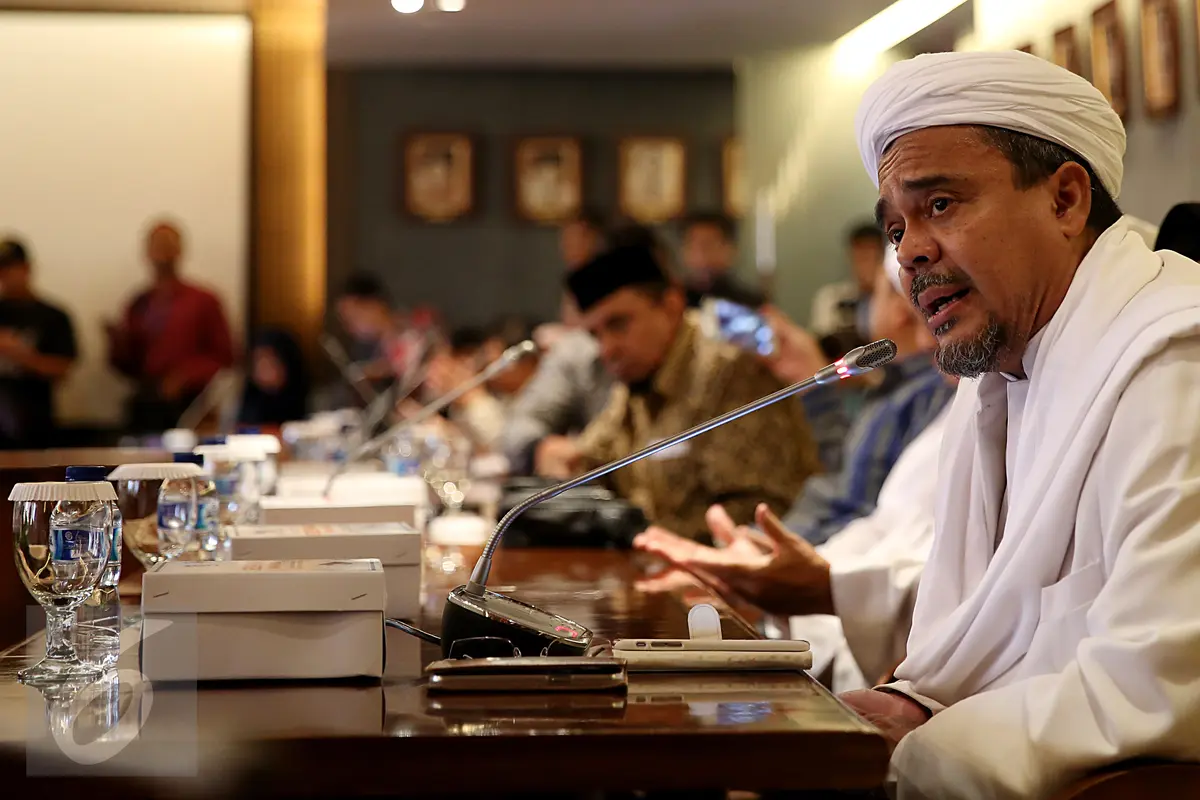 20170111-Habib-Rizieq-Temui-DPR-Jakarta-JT