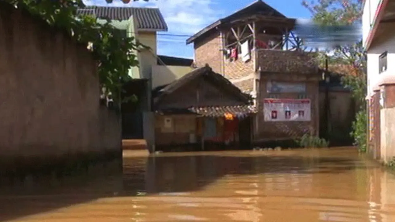 (lip6 Petang) Banjir