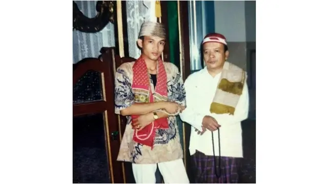 6 Potret Lawas Limbad saat Masih Muda, Penampilan Pakai Peci Bak Ustaz