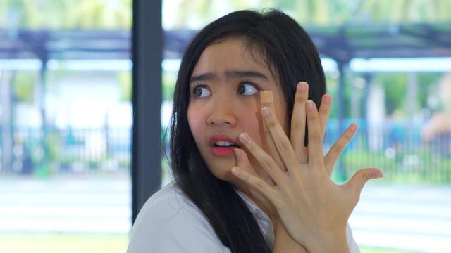 Sinopsis Sinetron Sctv Cinta Anak Muda Episode Selasa 6 Agustus 2019 Reyhan Selamatkan Hp Tania Yang Dijambret Showbiz Liputan6 Com