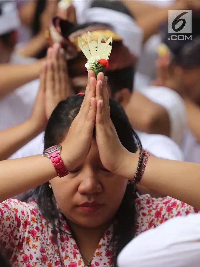 Jelang Perayaan Nyepi, Umat Hindu di Jakarta Jalani Ritual Tawur Kesanga