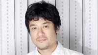 Keiji Fujiwara, pengisi suara anime Crayon Shin-chan sebagai Hiroshi Nohara alias ayah Shin-chan. (Sumber foto: sojapan.jp)