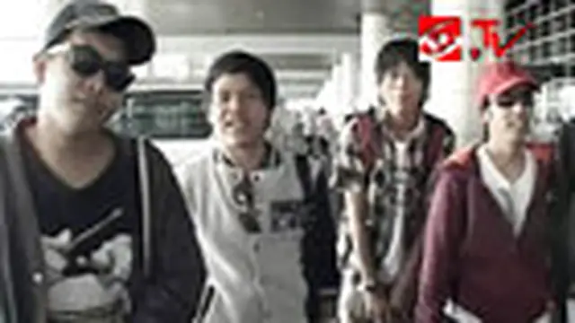 Wali Band Sapa Penggemar di Malaysia