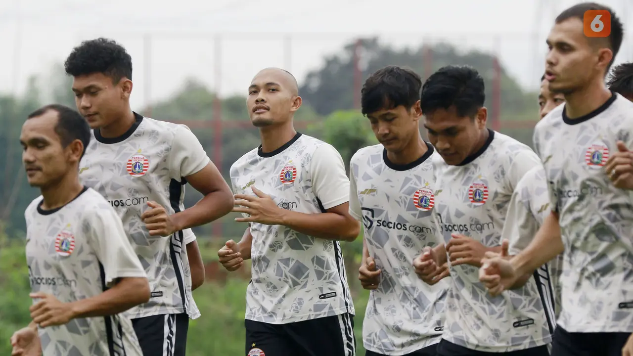 Foto: Persija Jakarta Geber Latihan Jelang Hadapi Persib Bandung di BRI Liga 1