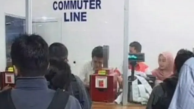 Hari ke-2 Tarif Progresif KRL, Penumpang Masih Bingung