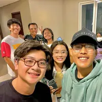 Momen Syuting Sinetron Dari Jendela SMP Episode Terakhir (Foto: Instagram/@tegarwisnu_)