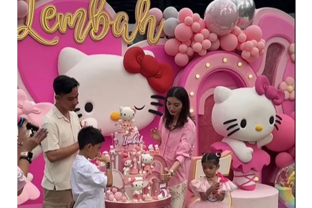 6 Potret Gibran dan Selvi Ananda Rayakan Ultah ke-5 La Lembah, Bertema Hello Kitty