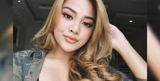 Penampilan Aurel Hermansyah memang kerap mencuri perhatian publik. Gadis kelahiran 10 Juli 1998 ini memang punya gaya yang lebih stylish dan terlihat lebih dewasa. (Foto: instagram.com/aurelie.hermansyah)