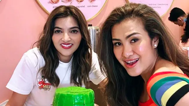 6 Potret Kedekatan Ashanty dan Liza Natalia, Saudara Ipar yang Kompak