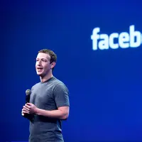 Mark Zuckerberg, Founder sekaligus CEO Facebook, banyak disalahkan sebagian pihak karena membiarkan penggunanya membagikan tautan berita hoax di Facebook. (Doc: Wired)