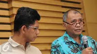 Pimpinan KPK, Agus Rahardjo (tengah) bersama Wakil Pimpinan KPK, Laode M Syarif (kiri) saat koferensi pers terkait suap pengadaan 50 mesin pesawat Garuda Indondesia, Jakarta, Kamis (19/1).  (Liputan6.com/Helmi Afandi)