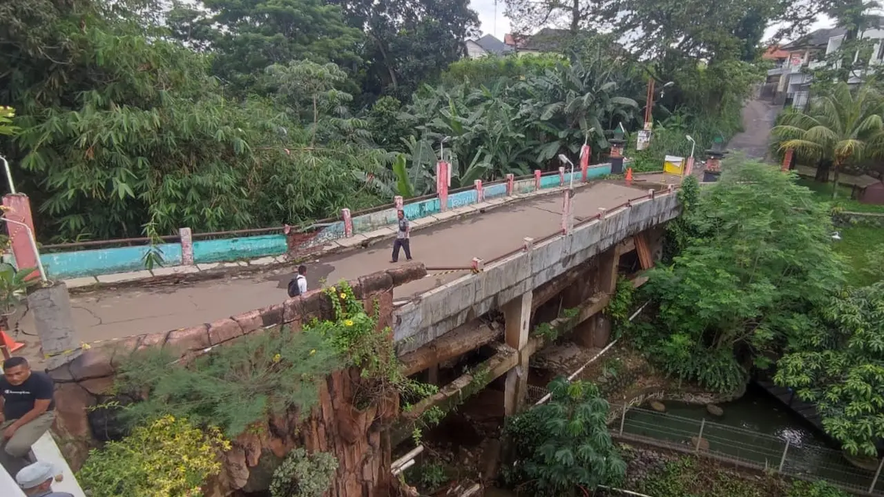Jembatan Cibedug Girang Patah