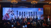 Prabowo Buka Rakernas PSBI 2023, Effendi Simbolon Sampirkan Kain Ulos