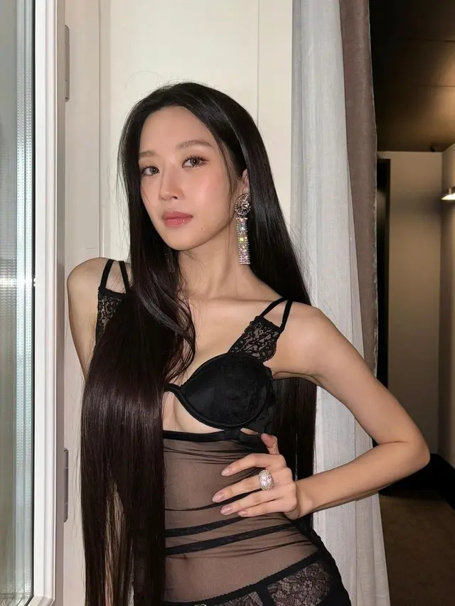 Moon Ga Young (Instagram/mulight_ky)