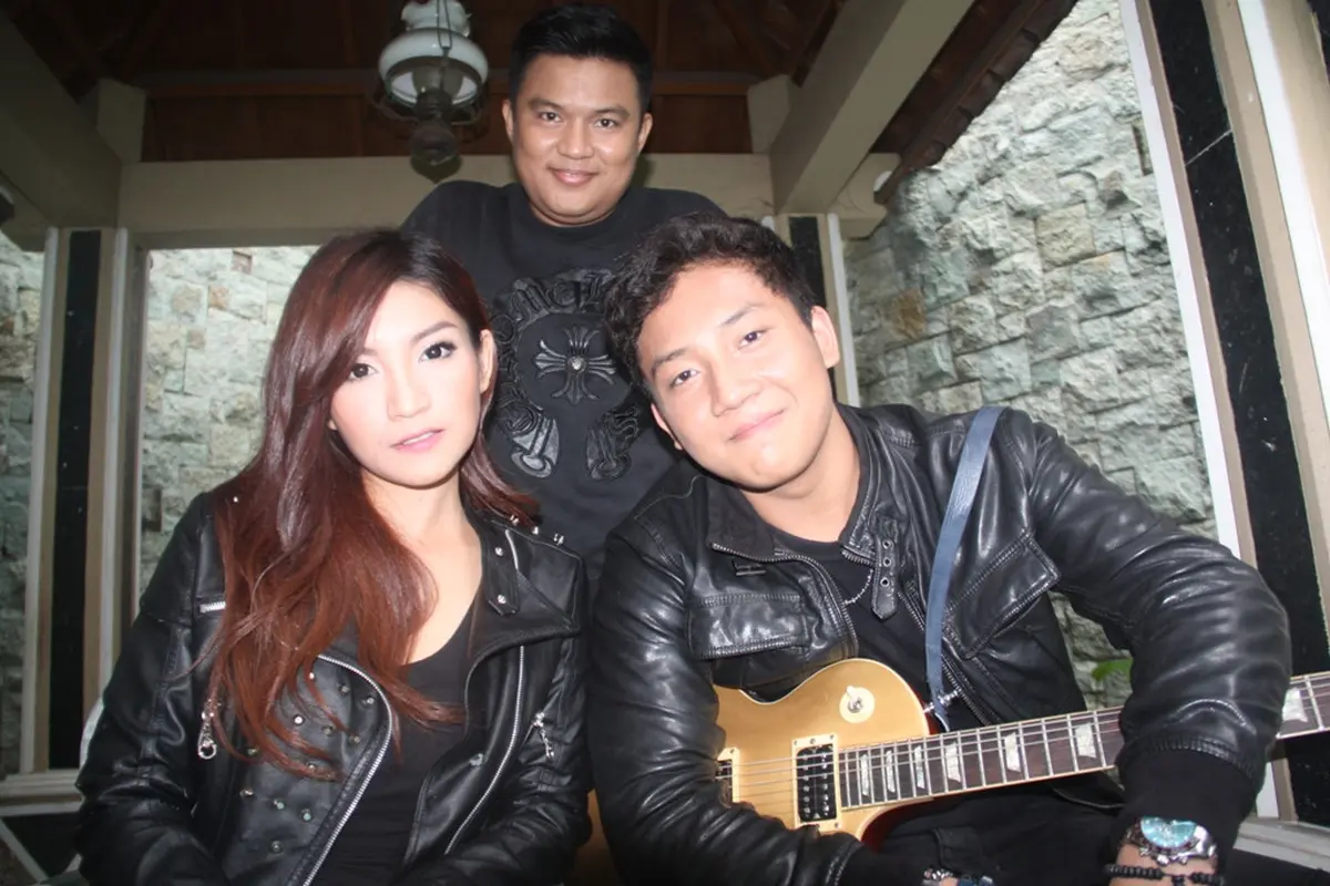 Posan dan Jingga