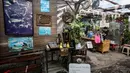 Suasana tempat jual - beli barang-barang antik di Kebayoran Vintage, Jakarta, Kamis (22/9/2020). Berdasarkan keterangan para pedagang, penjualan barang antik mengalami penurunan sebesar 50 persen di masa pandemi COVID-19 saat ini. (Liputan6.com/Johan Tallo)
