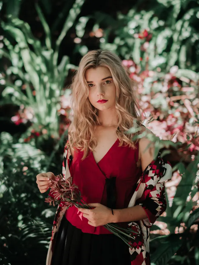 5 Zodiak Berwajah Dingin yang Hampir Tak Pernah Menunjukkan Emosi