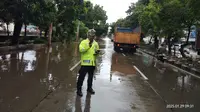 Atasi Banjir, Sudin SDA Jakarta Barat Kerahkan Pompa