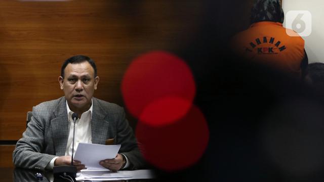 KPK Tahan Bupati Bogor Ade Yasin