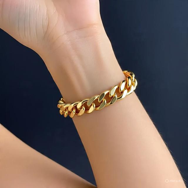 Gelang Emas Figaro Chain 24K Cocok untuk Investasi Jangka Panjang. Gemini