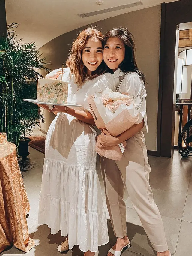 Momen Perayaan Ulang Tahun Gisella Anastasia yang Ke-30. (Sumber: Instagram/gisel_la)