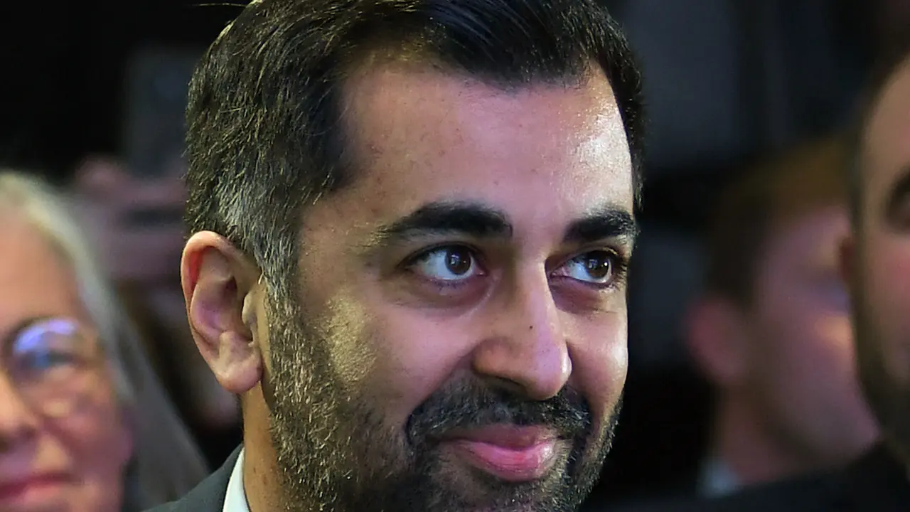 Humza Yousaf Terpilih Menjadi Pemimpin Muslim Pertama Skotlandia