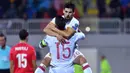 Striker Spanyol, Nolito, merayakan gol yang dicetaknya ke gawang Albania. Sementara bagi Spanyol kemenangan ini membuat mereka kian mantap memuncaki pimpinan klasemen. (AFP/Andrej Isakovic)