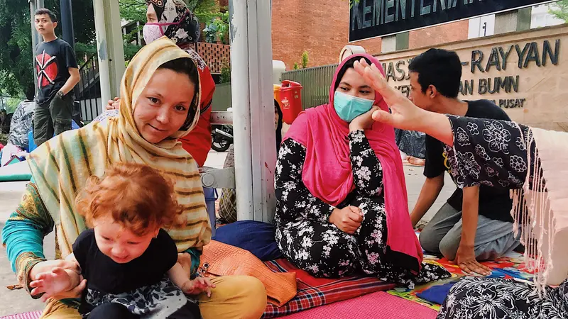 Massoome, pengungsi asal Afganistan yang tinggal di trotoar jalan Kenon Sirih, Jakarta Pusat. (Liputan6.com/Ratu Annisa Suryasumirat)